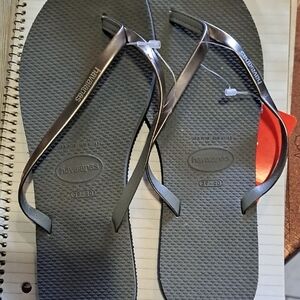 Havaianas Dark Gray Flip Flops
